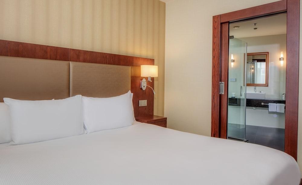 DoubleTree by Hilton Bratislava photo 2