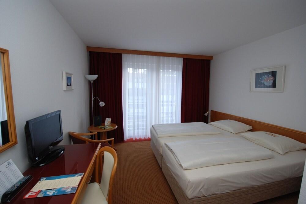 HK HOTEL DUSSELDORF CITY photo 3