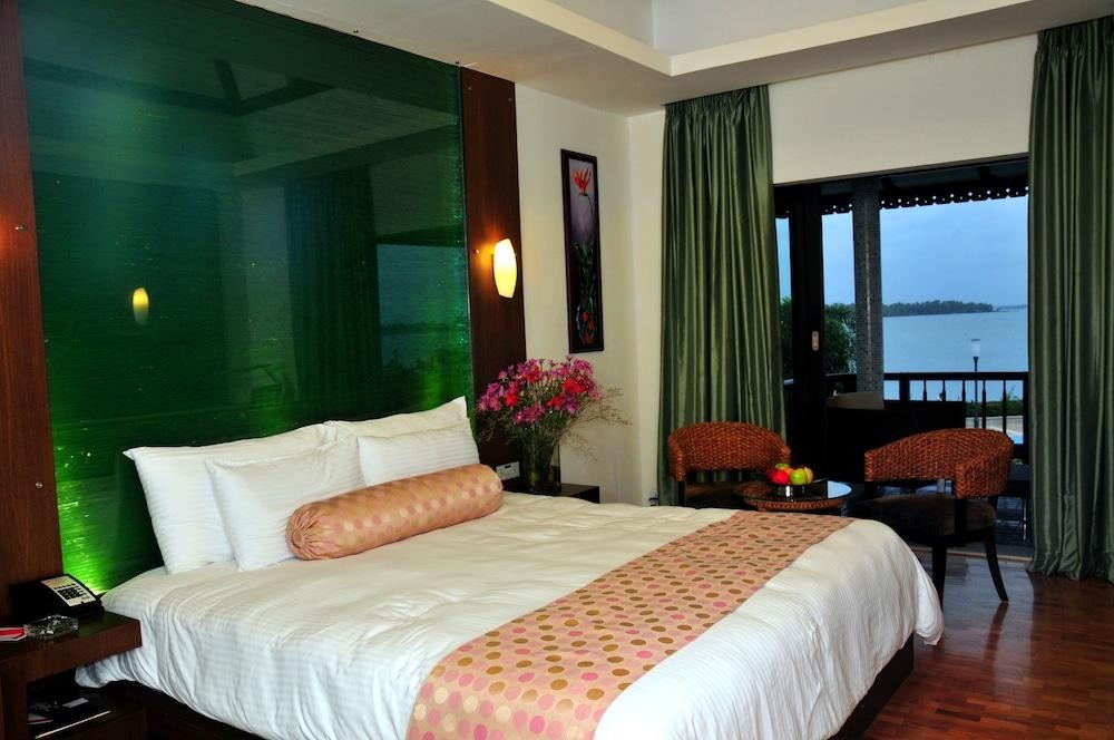 Ramada Resort by Wyndham Kochi photo 3