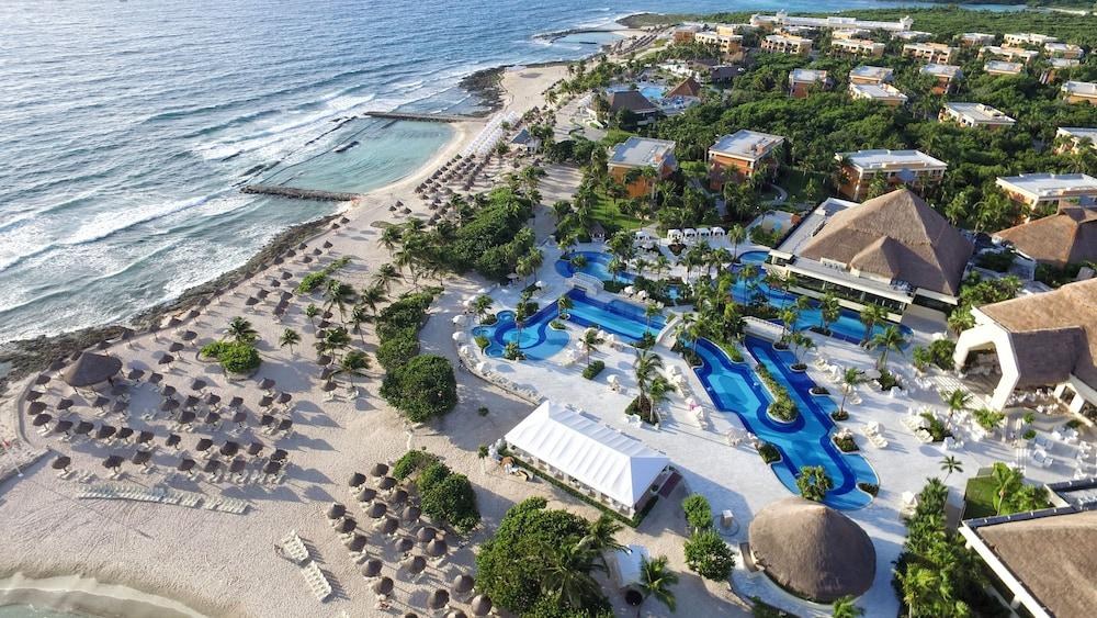 BAHIA PRINCIPE LUXURY AKUMAL photo 2