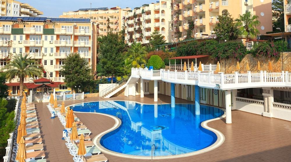 CLUB PARADISO HOTEL photo 3