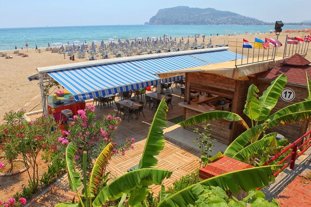BLUE WAVE SUITE HOTEL photo 1