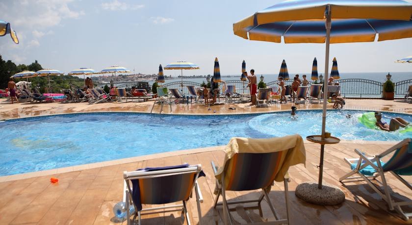 Mirage Hotel photo 4
