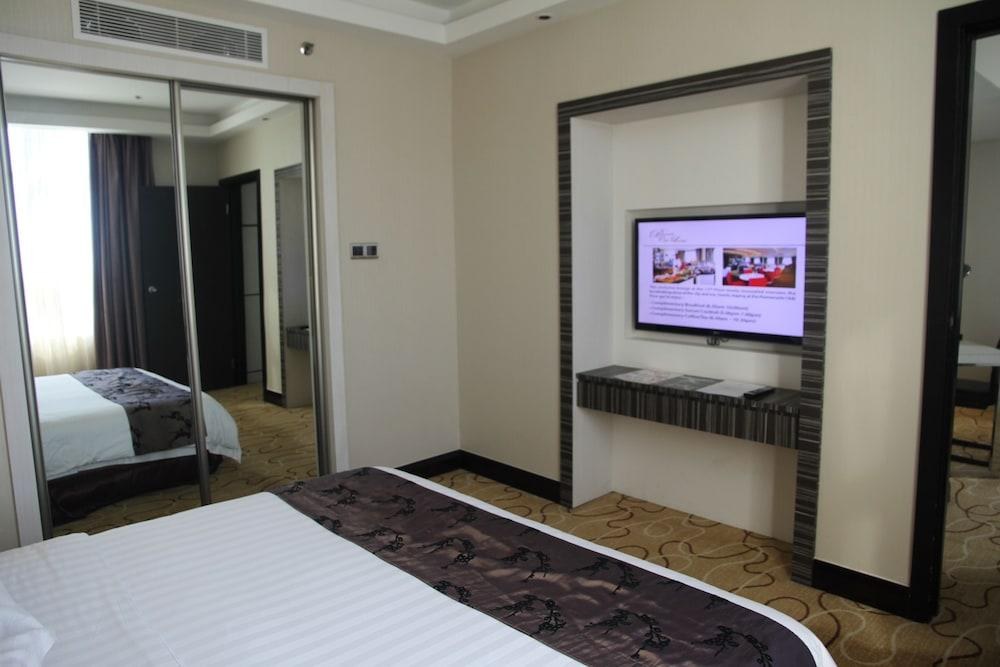 Promenade Hotel Kota Kinabalu photo 2