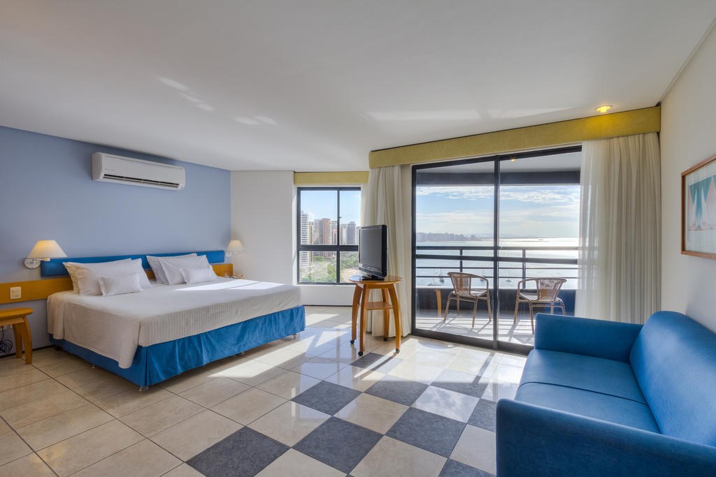 IATE PLAZA HOTEL photo 2