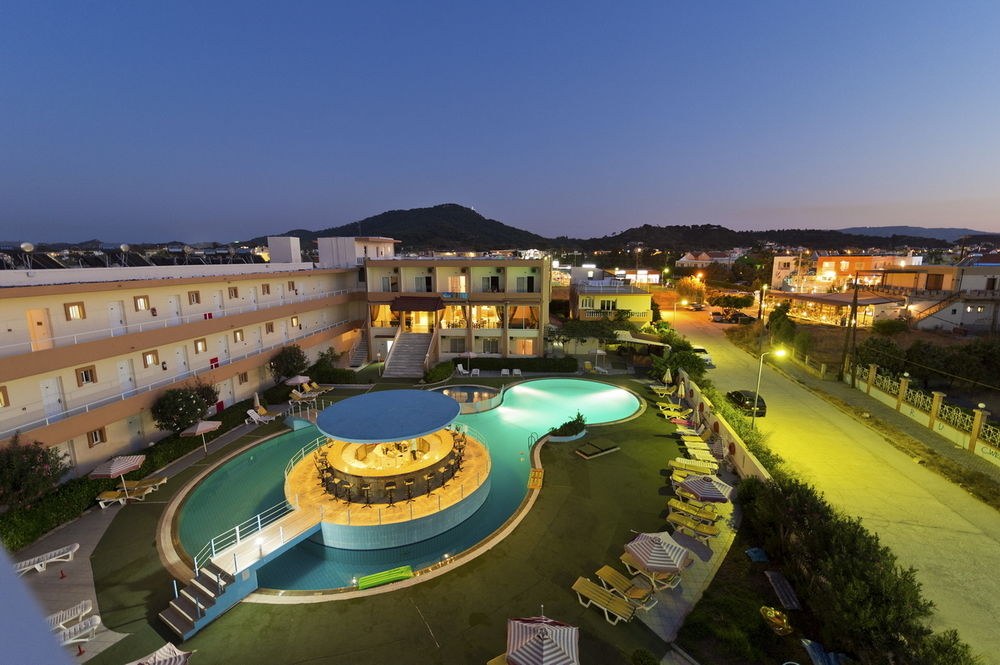 BAYSIDE HOTEL KATSARAS photo 1