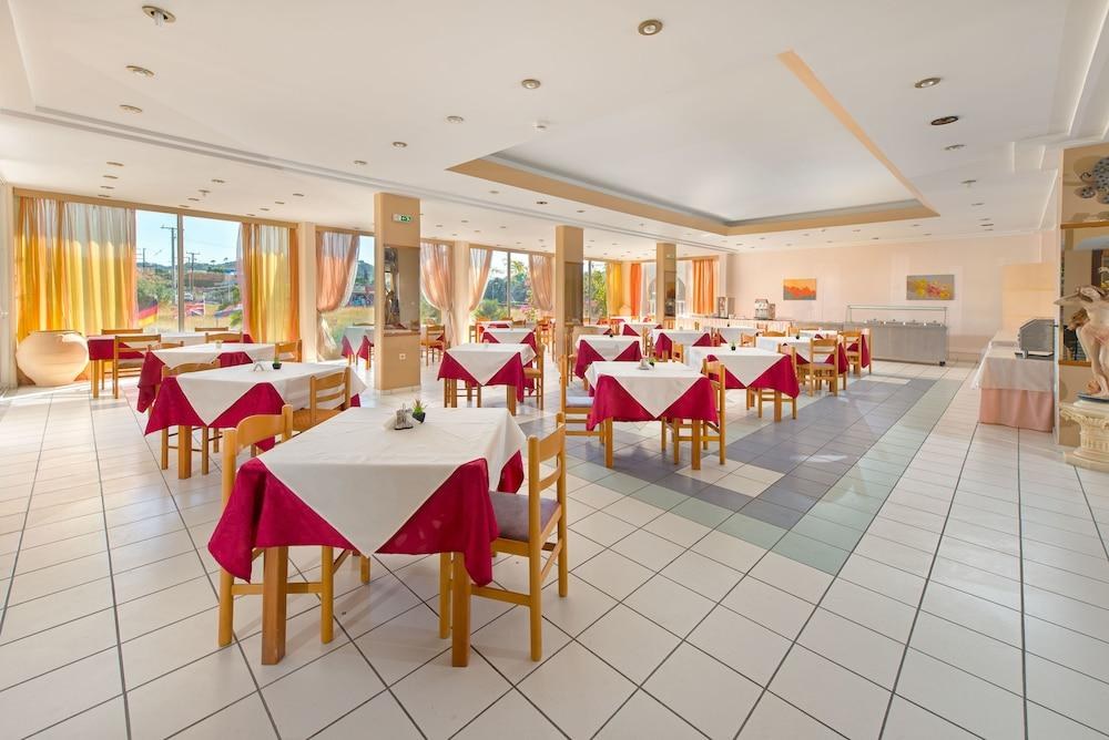 BAYSIDE HOTEL KATSARAS photo 3