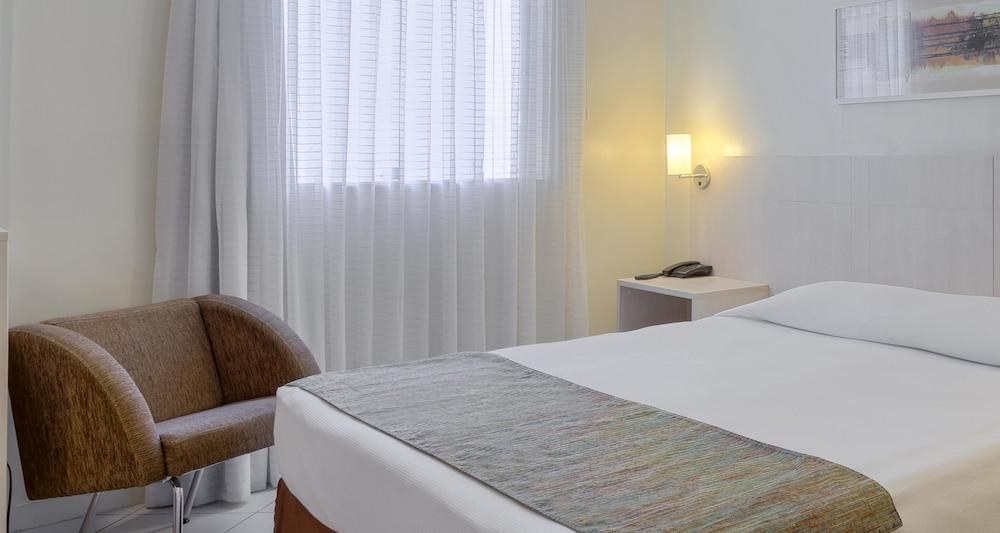 IBIS STYLES BELEM BATISTA CAMPOS photo 2