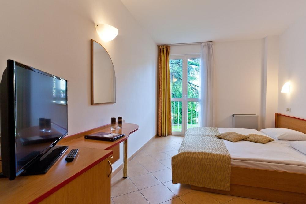 Villa Lovorka - Hotel Resort Drazica photo 4