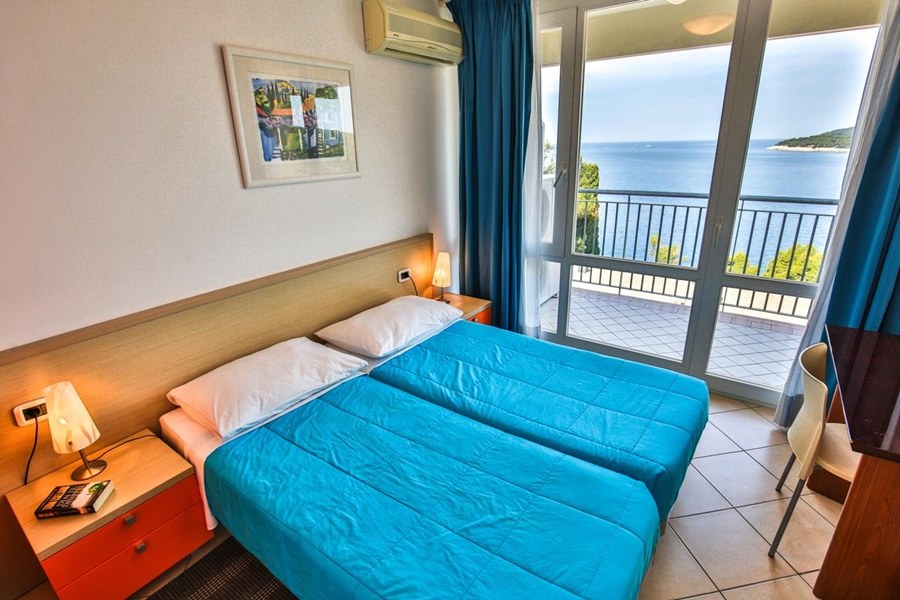 SPLENDID RESORT photo 2