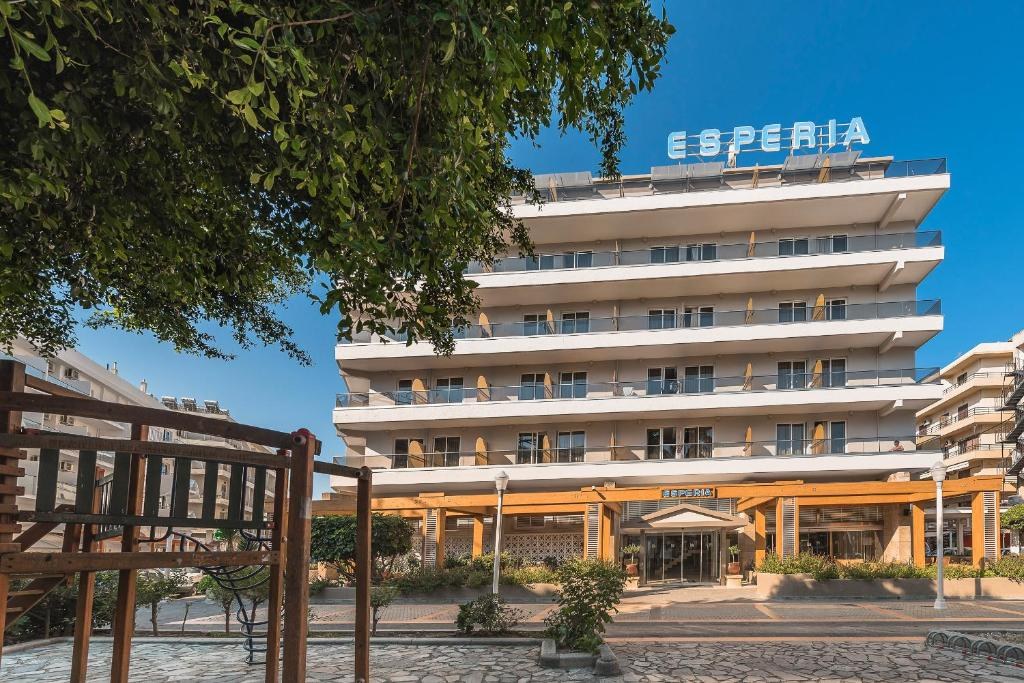 ESPERIA CITY HOTEL