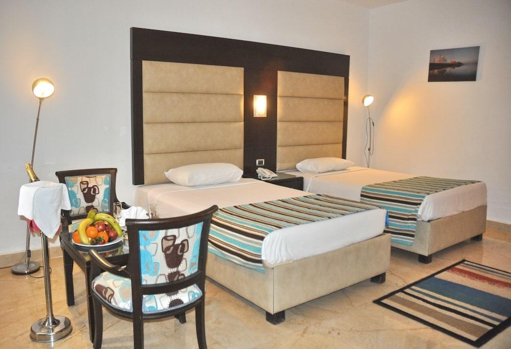 ELPHISTONE RESORT - MARSA ALAM photo 2