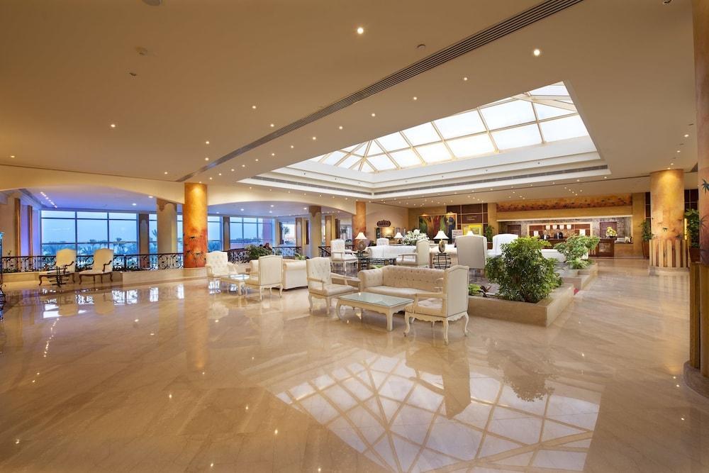 Amwaj Oyoun Resort & Casino photo 4