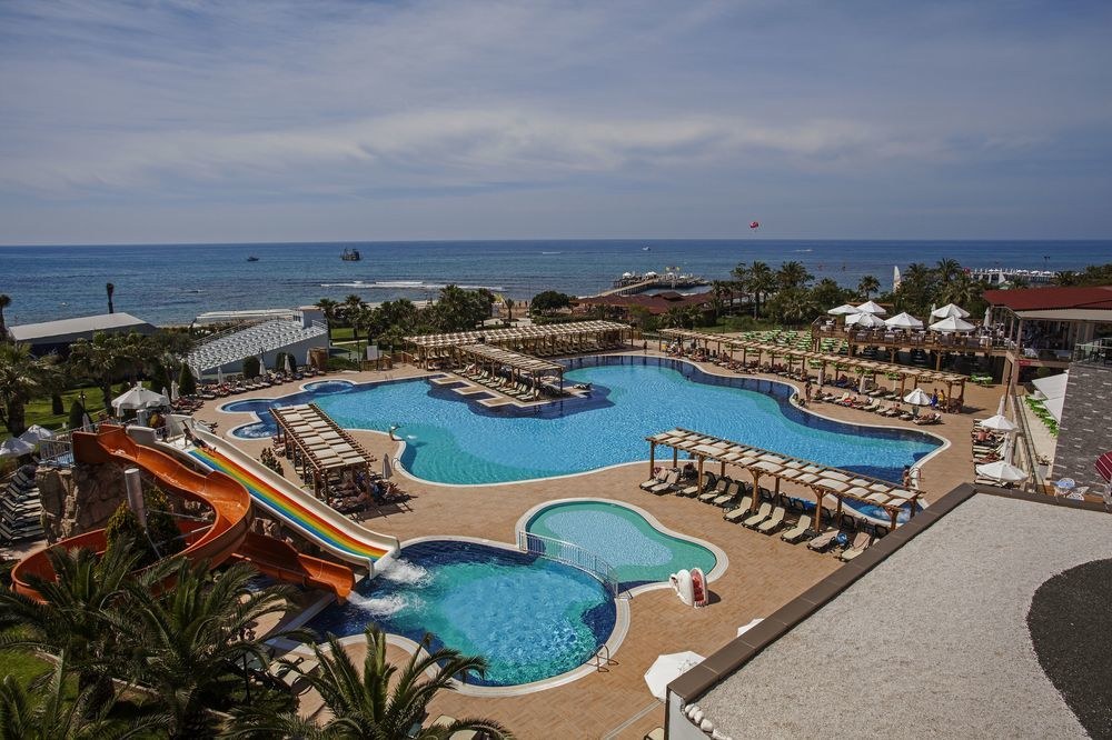 ARCANUS SIDE RESORT