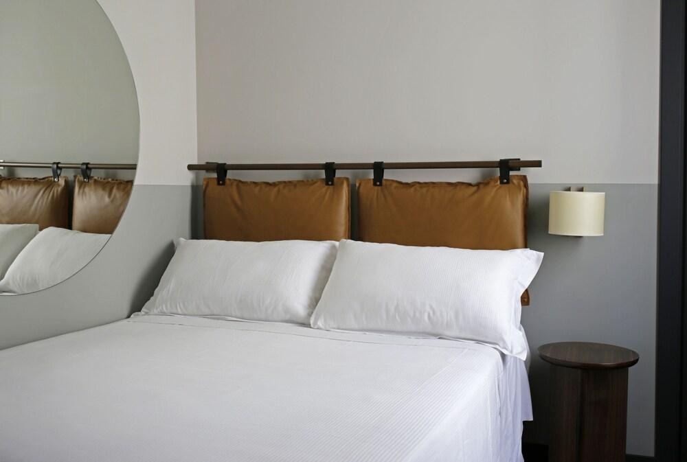HOTEL CLUB HOUSE photo 2