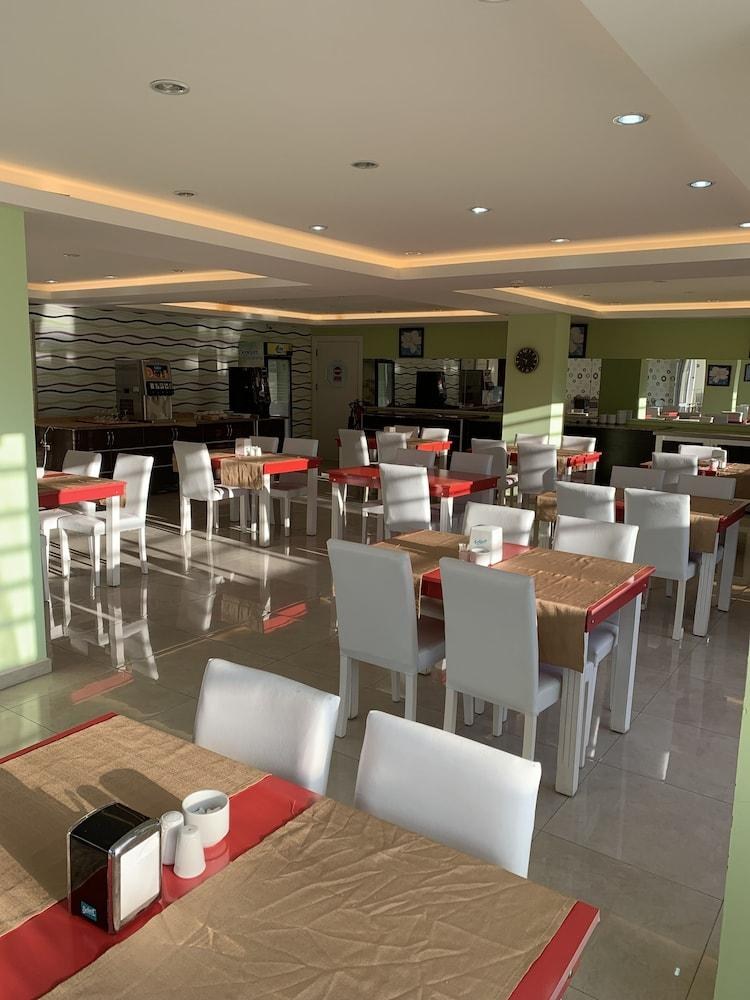 HARMONY SIDE HOTEL photo 2