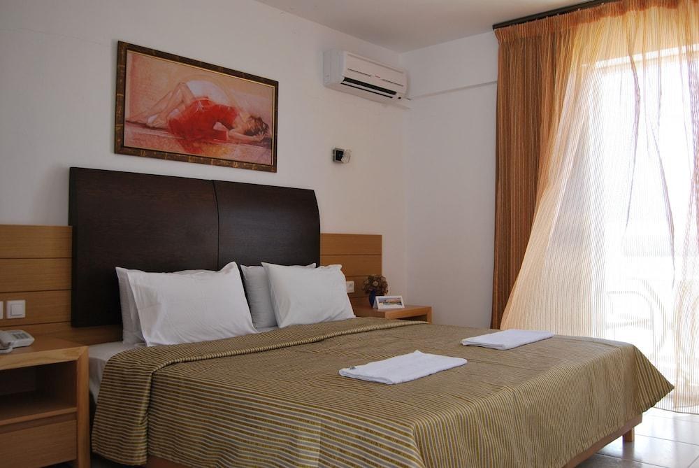 Mediterraneo Hotel Crete photo 3
