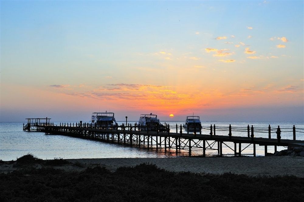 SHAMS ALAM BEACH RESORT
