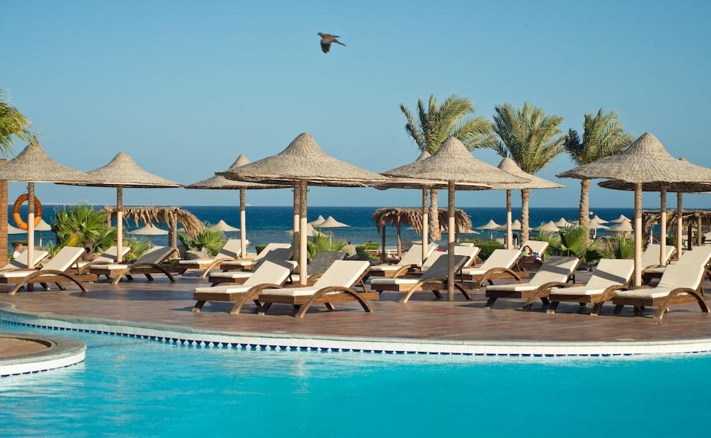 SHAMS ALAM BEACH RESORT photo 2