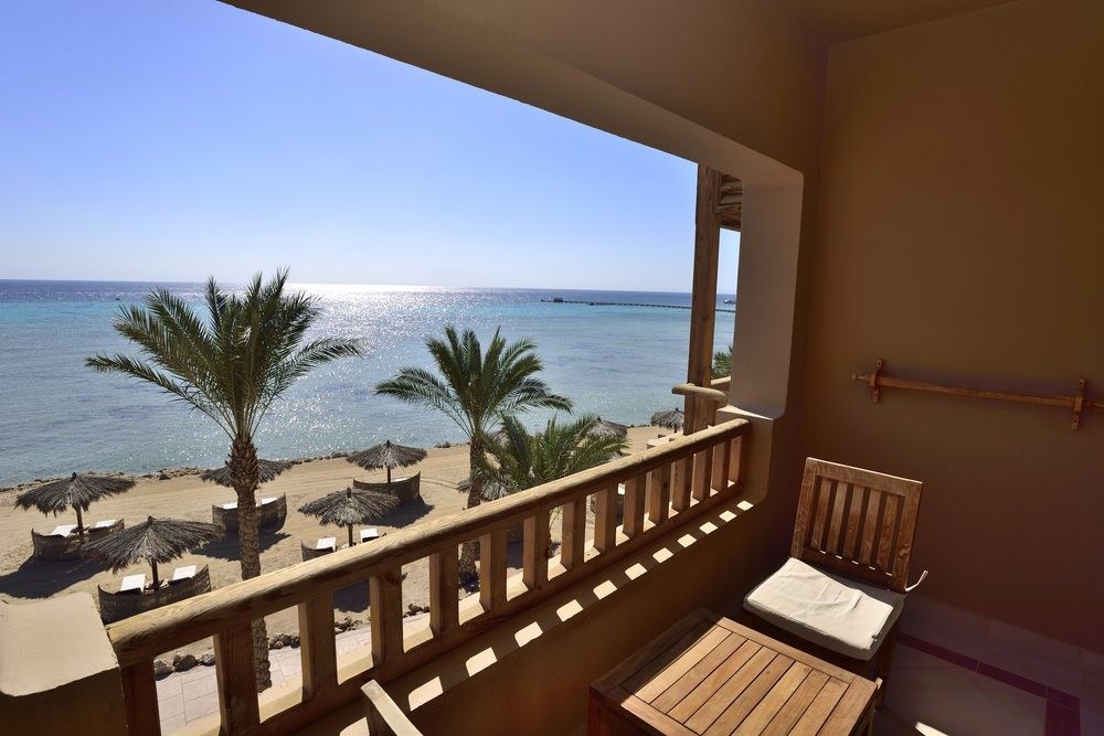 The Breakers Diving & Surfing Lodge photo 1