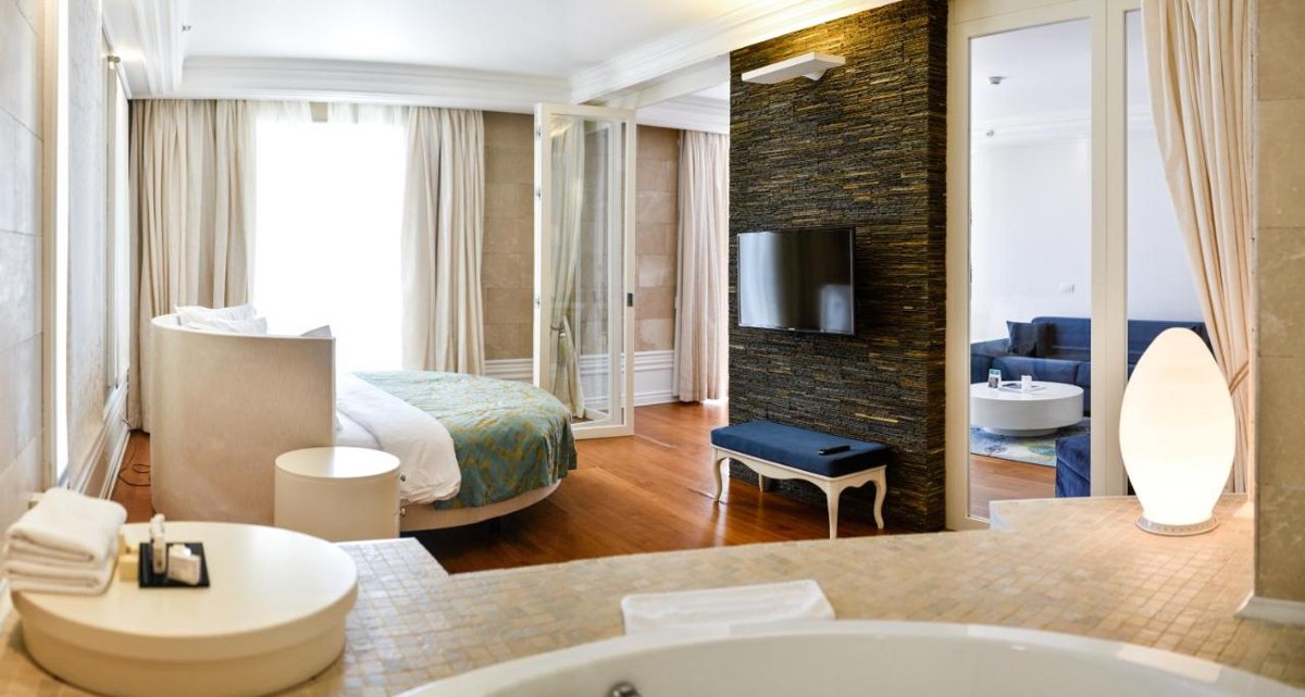 SPLENDID CONFERENCE & SPA RESORT photo 1