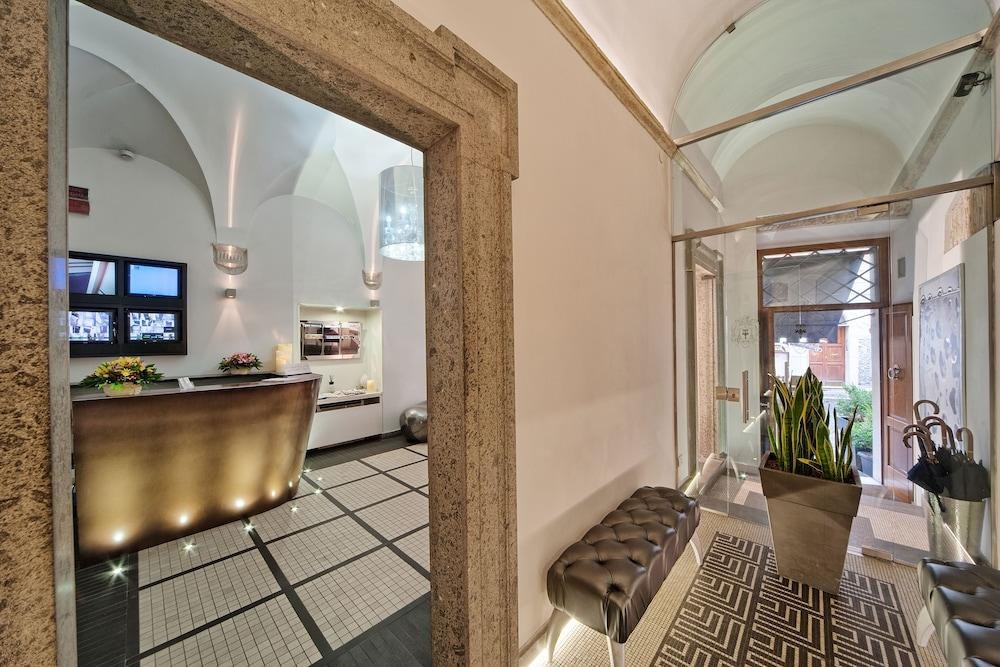 NAVONA PALACE LUXURY INN photo 3