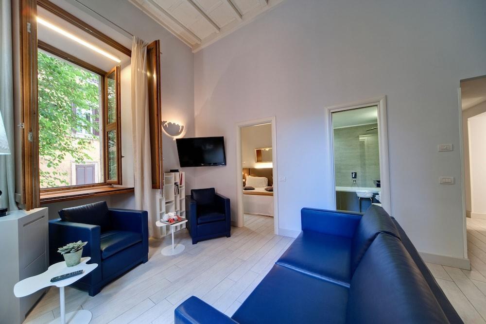 NAVONA PALACE LUXURY INN photo 4