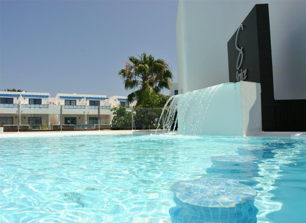 Aqua Suites photo 2