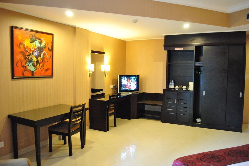 NUANSA INDAH HOTEL photo 1