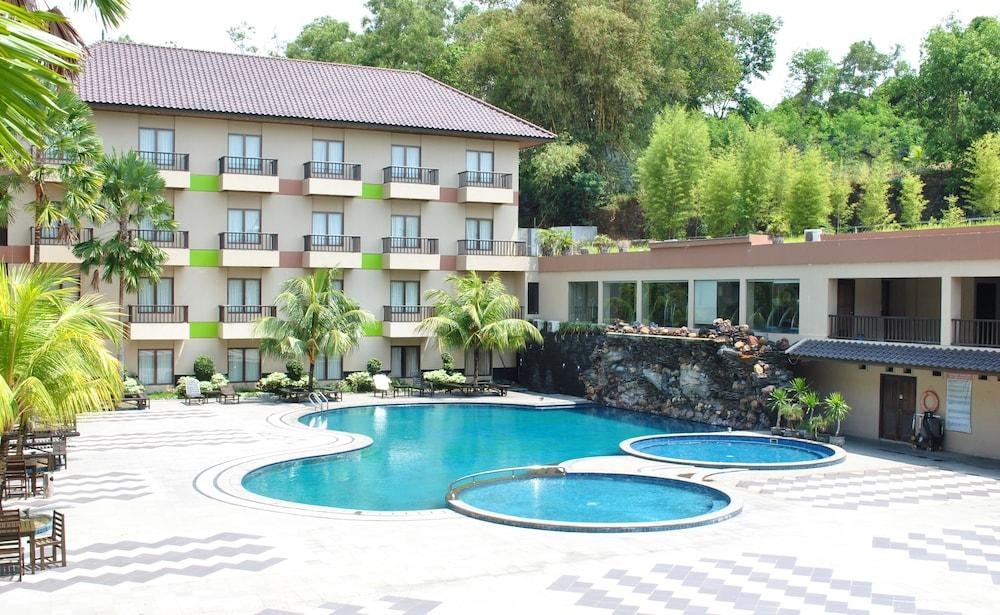 NUANSA INDAH HOTEL photo 4