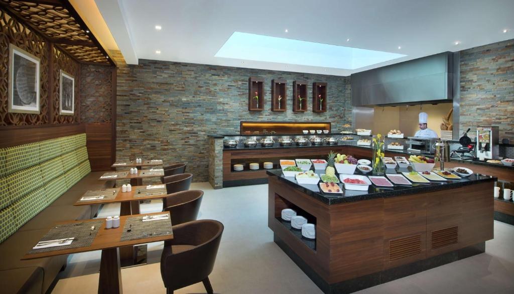 Hilton Garden Inn Dubai Deira photo 4