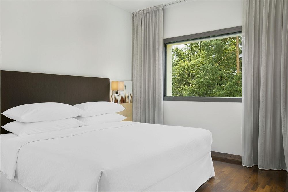 FOUR POINTS BY SHERATON MONS photo 1