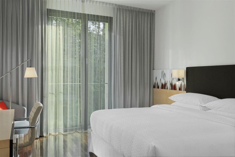 FOUR POINTS BY SHERATON MONS photo 2