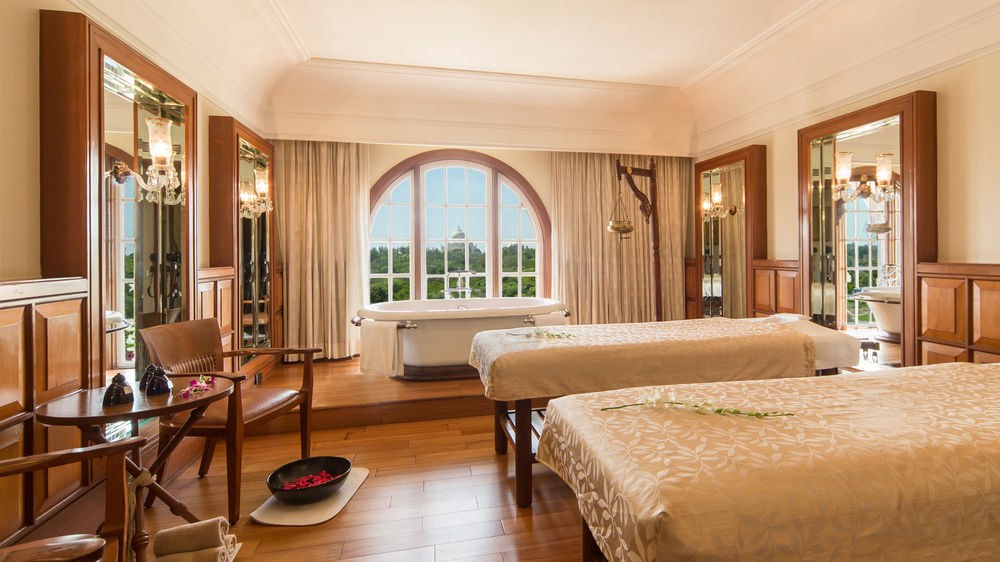 OBEROI AMARVILAS photo 1