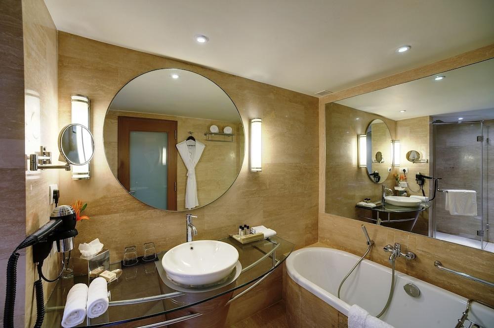 VIVANTA BY TAJ PANAJI photo 4