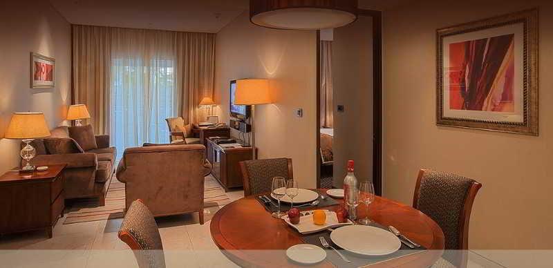 Marriott Suites Pune photo 2