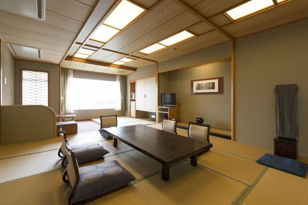SHIMODA VIEW HOTEL photo 2