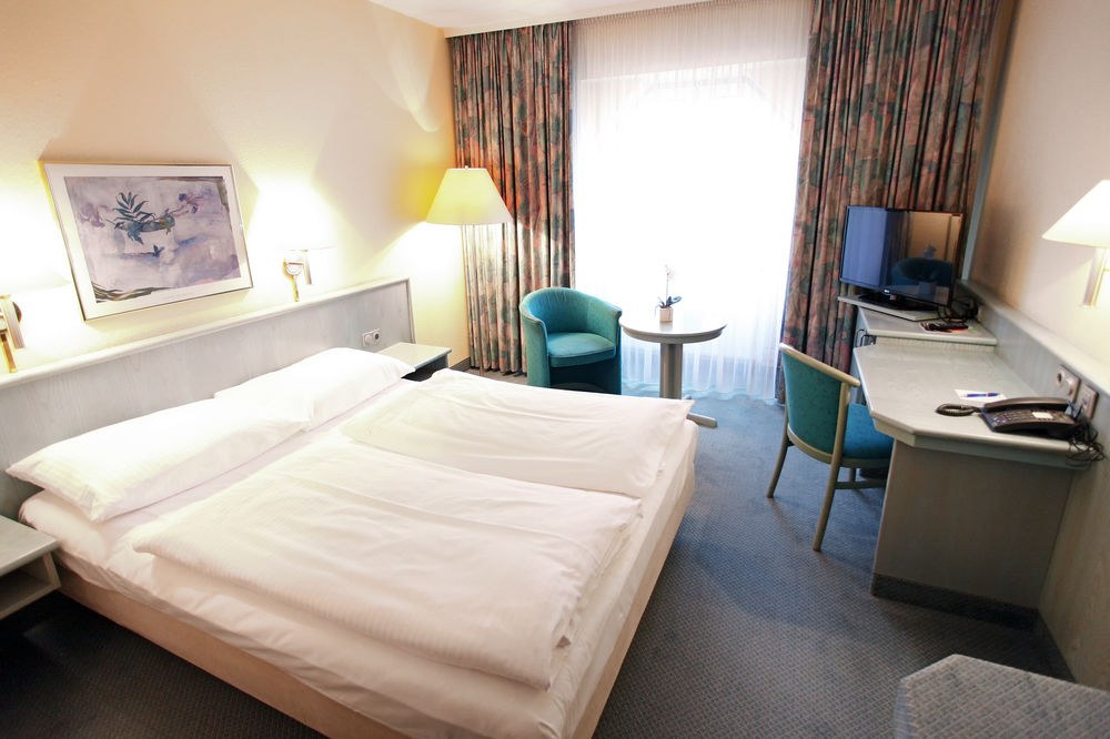 Mercure Hotel Stuttgart Zuffenhausen photo 1