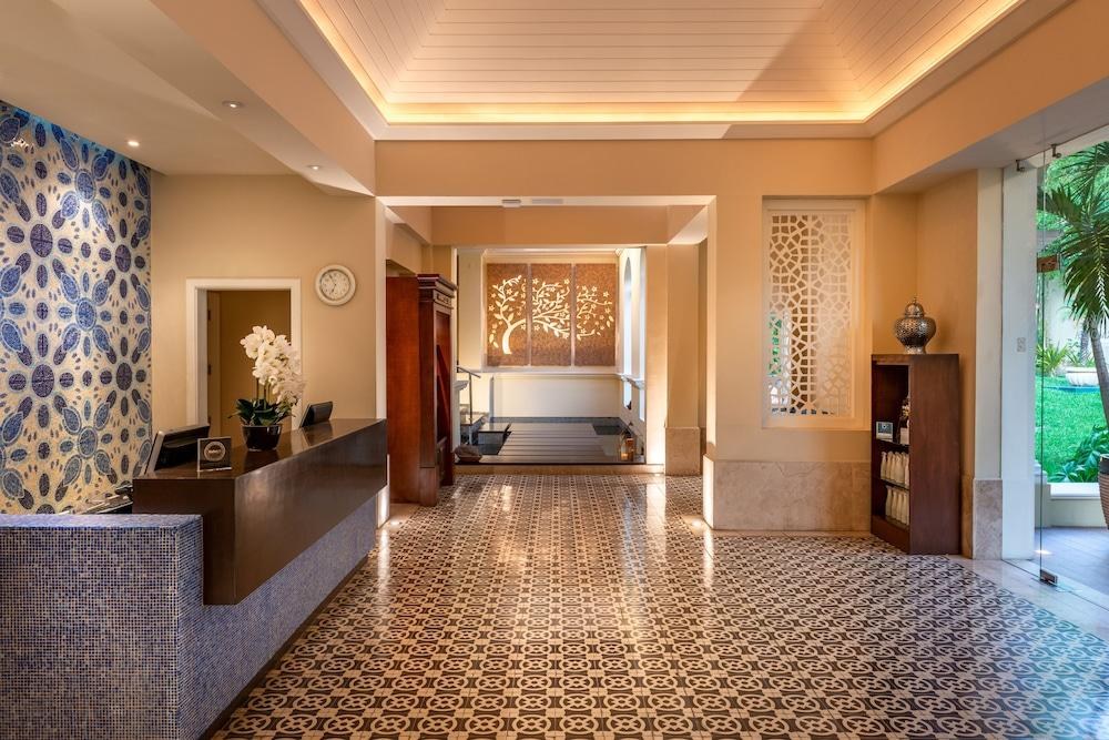 EMERALD ESTATES photo 2