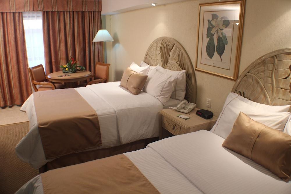 Best Western Plus Plaza Florida & Tower photo 4