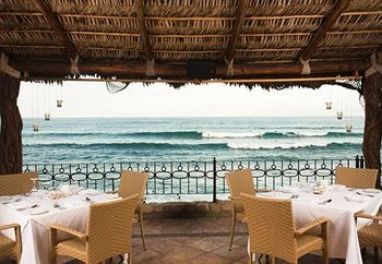 CABO SURF HOTEL & SPA photo 2