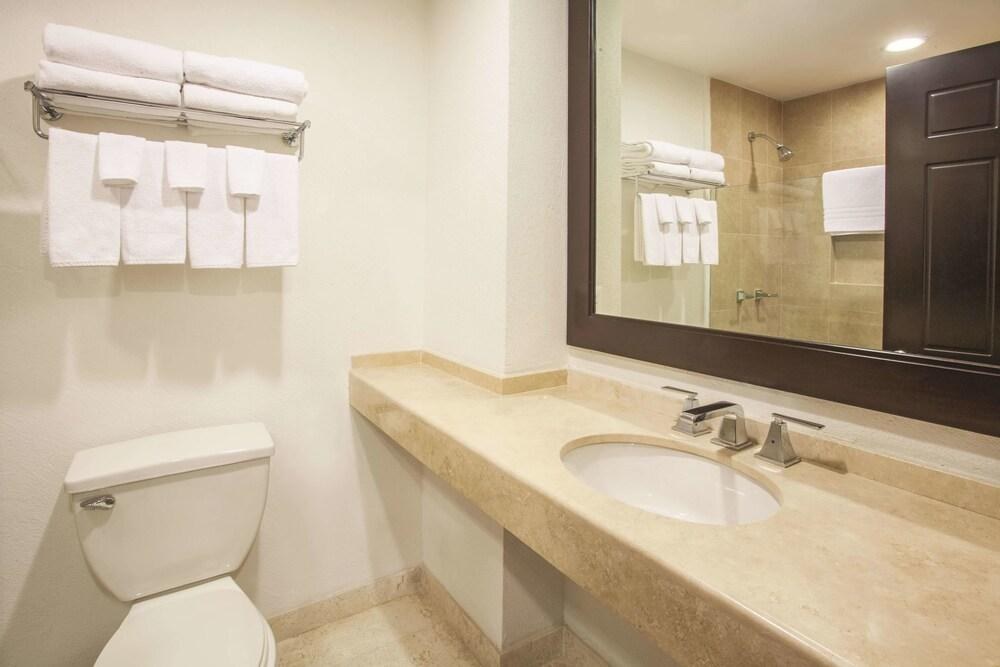 La Quinta by Wyndham Poza Rica photo 3