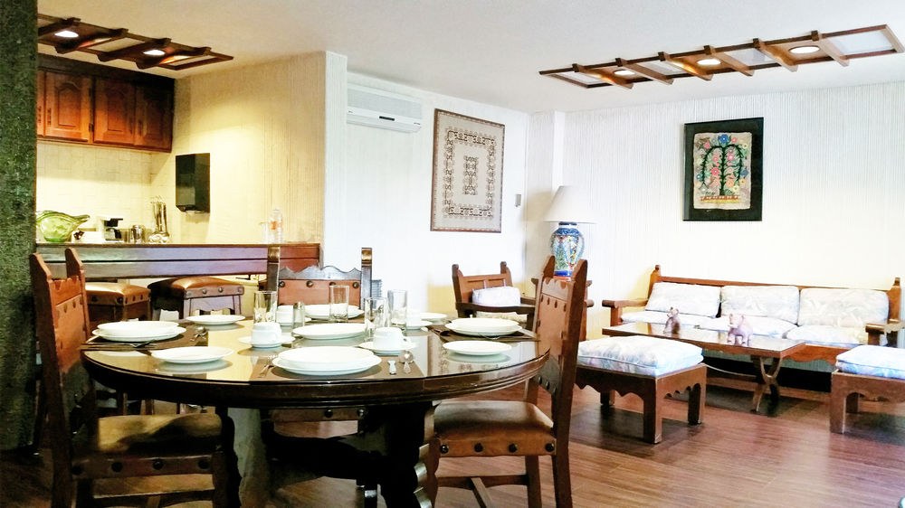 SUITES AMBERES