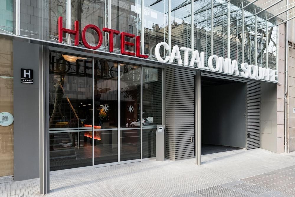 CATALONIA SQUARE photo 3