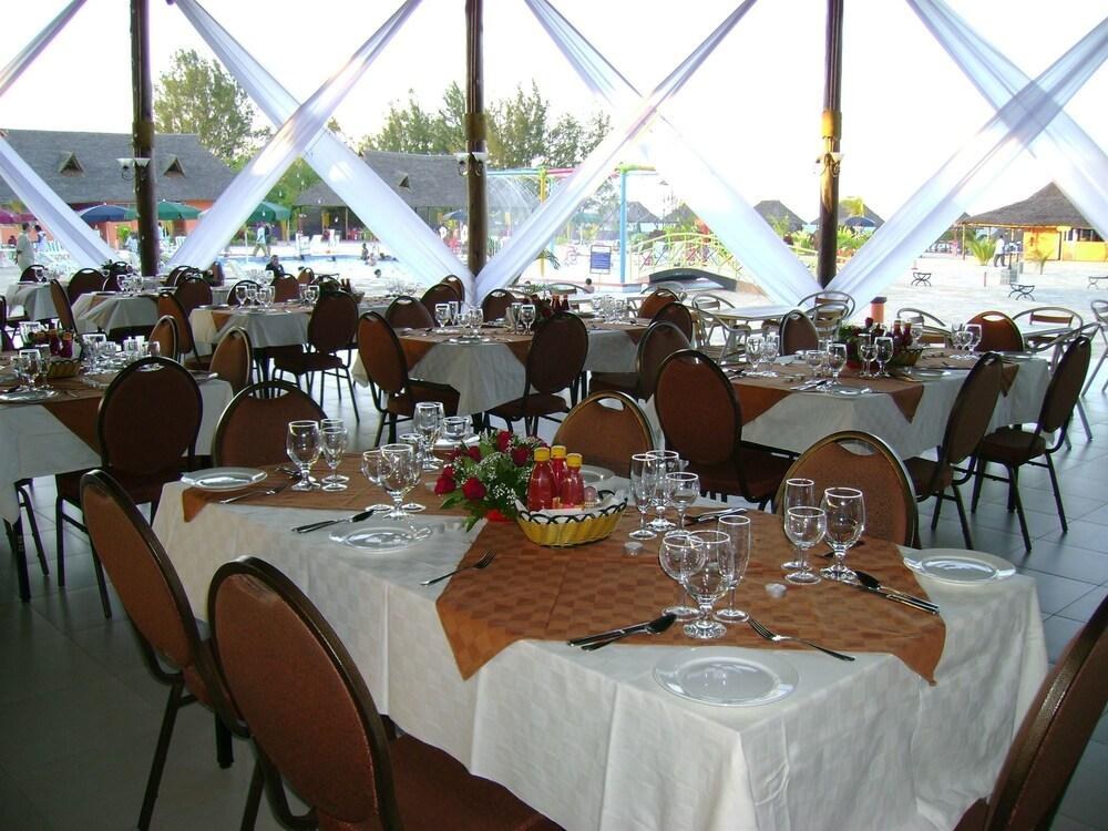 Hotel South Beach Resort photo 2