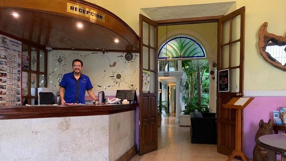 SANTA ANA photo 4
