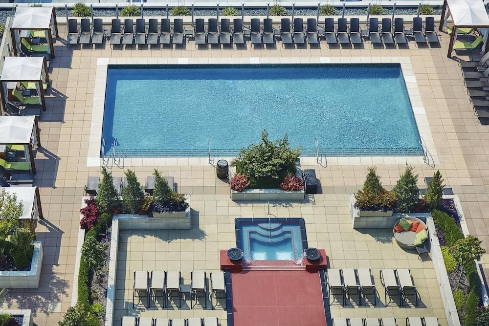 FOUR SEASONS ST LOUIS photo 3