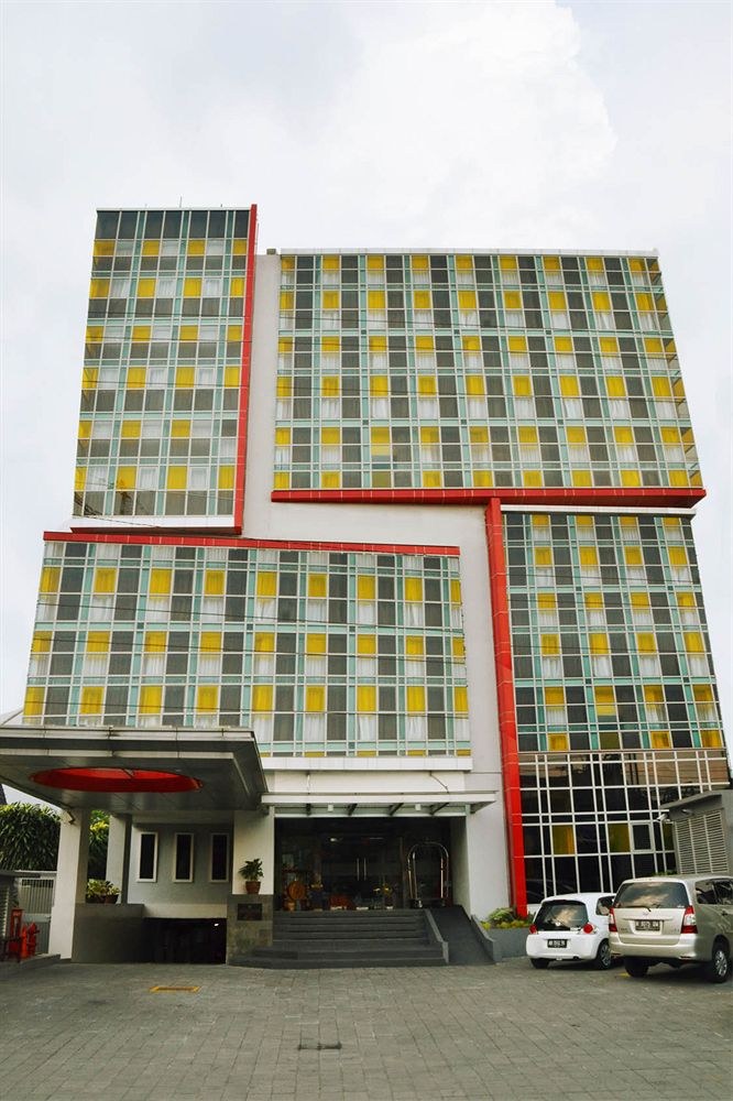 Atrium Premiere Hotel photo 1