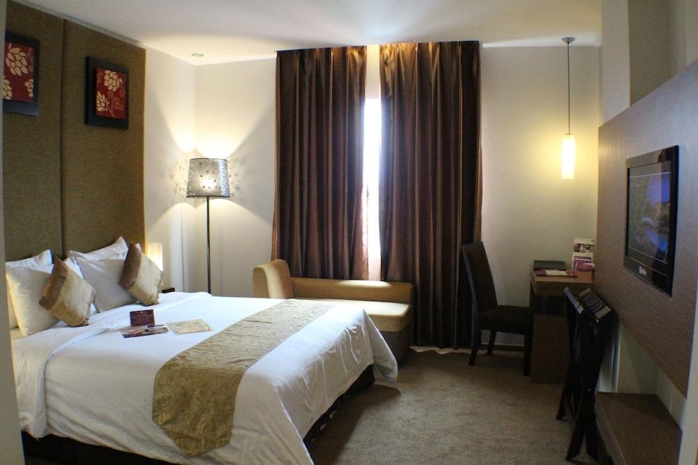 GRAND TJOKRO HOTEL YOGYAKARTA photo 3
