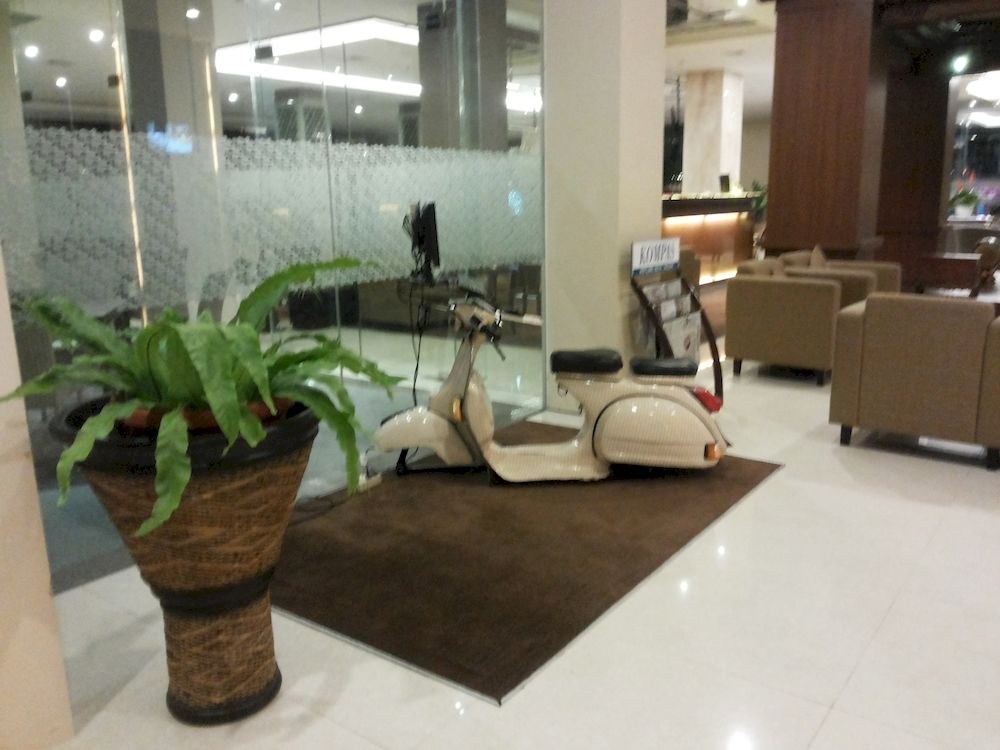 Riss Hotel Malioboro photo 2